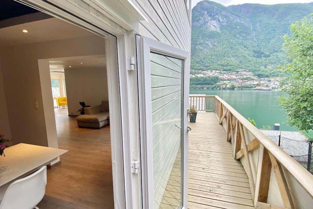 Fjordside Panorama House Trolltunga Villa Odda Buitenkant foto