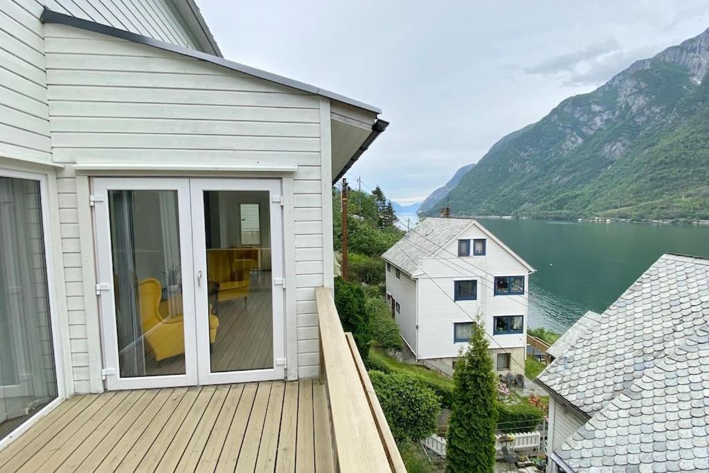 Fjordside Panorama House Trolltunga Villa Odda Buitenkant foto